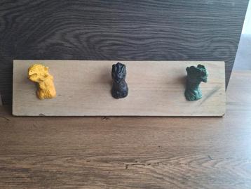 Dinosaurus kinder kapstok beschikbaar voor biedingen