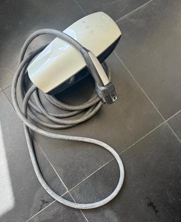Tesla Laadpaal (Wall Connector) Volledig werkend beschikbaar voor biedingen