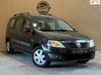 Dacia Logan MCV 1.6 Lauréate/AIRCO/TREKHAAK/NETTE STAAT/RUI, Gebruikt, Zwart, Handgeschakeld, Logan MCV