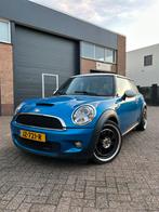 Mini cooper s jcw pakket R56 airco pano sound upgrade cruis, Auto's, Mini, Voorwielaandrijving, Zwart, Leder, Handgeschakeld