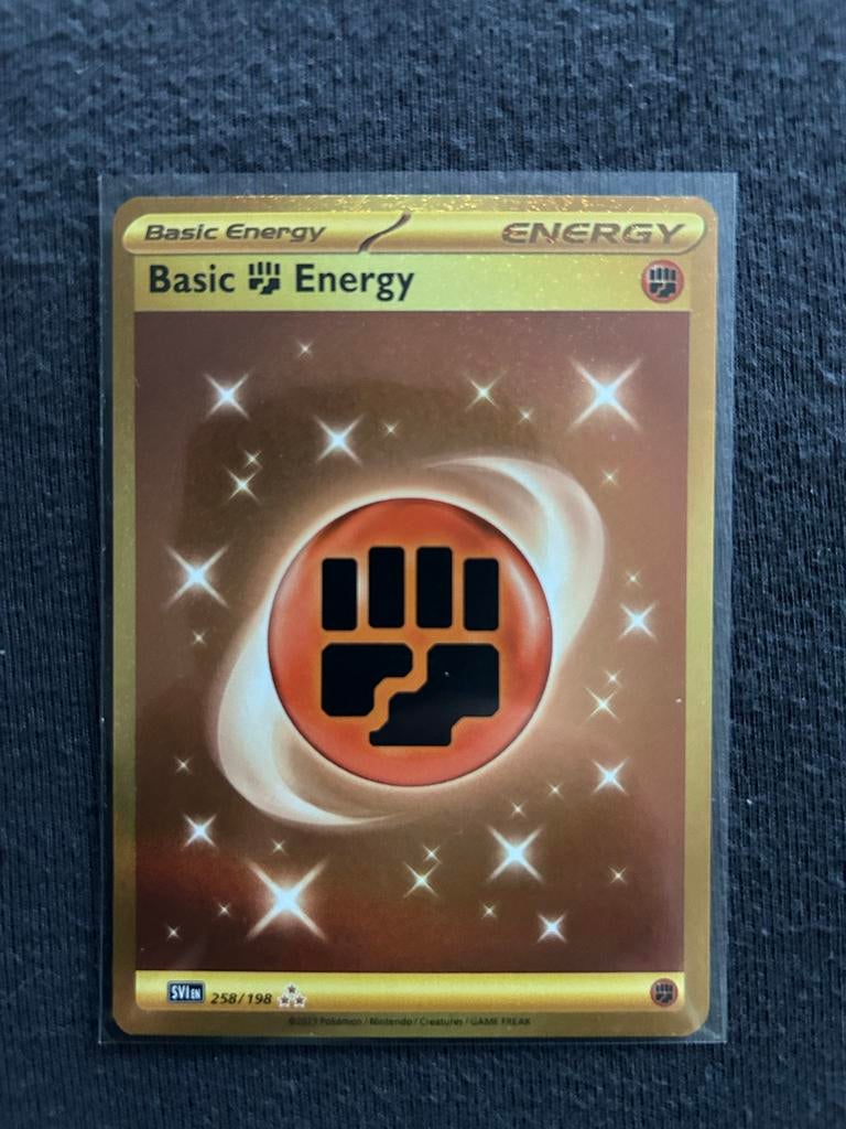 Basic Fighting Energy (SVI 258) - Scarlet & Violet, Ophalen of Verzenden, Nieuw, Losse kaart, Foil
