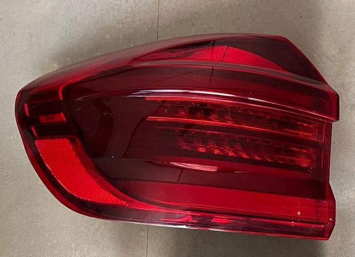 Origineel LED achterlicht BMW X3 links buiten 2017-2021, Auto-onderdelen, Verlichting, BMW, Gebruikt, Ophalen