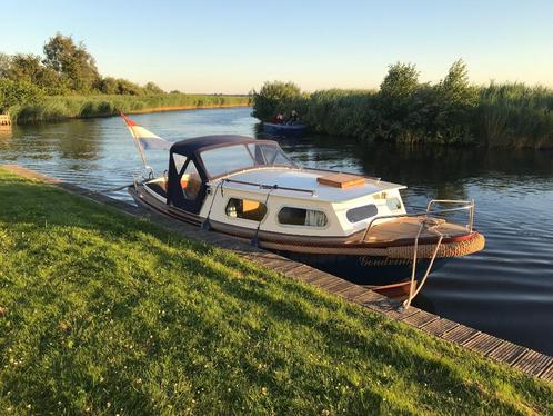 Cestavlet, stalen sloep met kajuit en trailer, uniek!, Watersport en Boten, Sloepen, Gebruikt, 10 tot 30 pk, 3 tot 6 meter, Binnenboordmotor