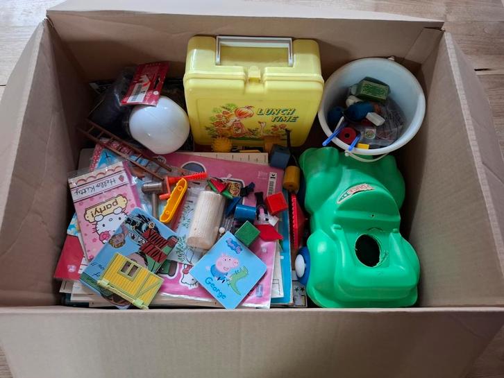 Grote doos met speelgoed voor €2! Nieuw en gebruikt!, Kinderen en Baby's, Speelgoed | Overig, Zo goed als nieuw, Jongen of Meisje