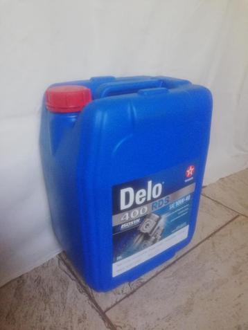 Texaco motorolie Delo 10W40 20L can's en ook hydrauliek olie