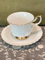 Kop en schotel Royal Albert Val D’or (020725), Huis en Inrichting, Keuken | Servies, Ophalen of Verzenden, Porselein, Overige stijlen