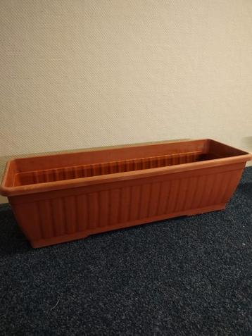 Bloembak/Plantenbak (Bruin) beschikbaar voor biedingen