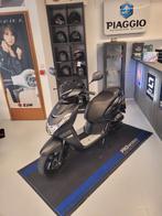 Peugeot kisbee Black edition, Maximaal 45 km/u, Zo goed als nieuw, Benzine, Peugeot