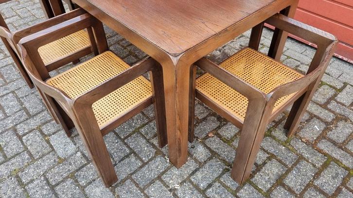 Design tafel stoelen vintage jaren 70 80 hout en rotan, Huis en Inrichting, Complete eetkamers, Gebruikt, 4 tot 6 stoelen, Ophalen