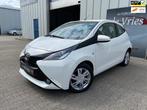 Toyota Aygo 1.0 VVT-i x-play Airco / Camera / Stoelverw / El, Voorwielaandrijving, Start-stop-systeem, Gebruikt, 4 stoelen