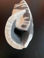 Stenen beeld AR, Antiek en Kunst, Ophalen of Verzenden