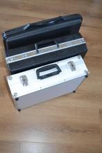 twee aktekoffers en één fotografiekoffer, Overige materialen, 50 tot 60 cm, Slot, Ophalen of Verzenden