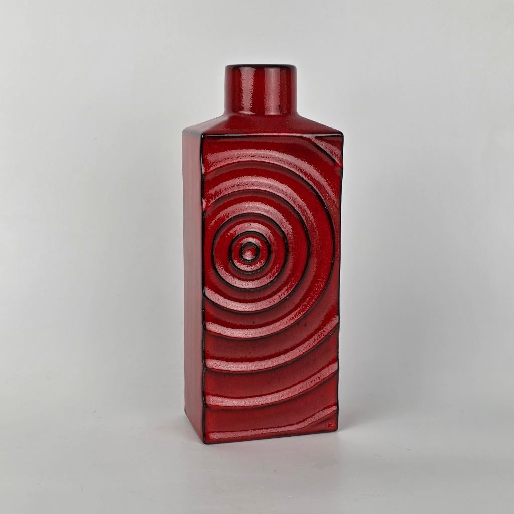 Vintage West-Duitse vaas. Steuler. 215/25. rood. Zyklon, Ophalen of Verzenden