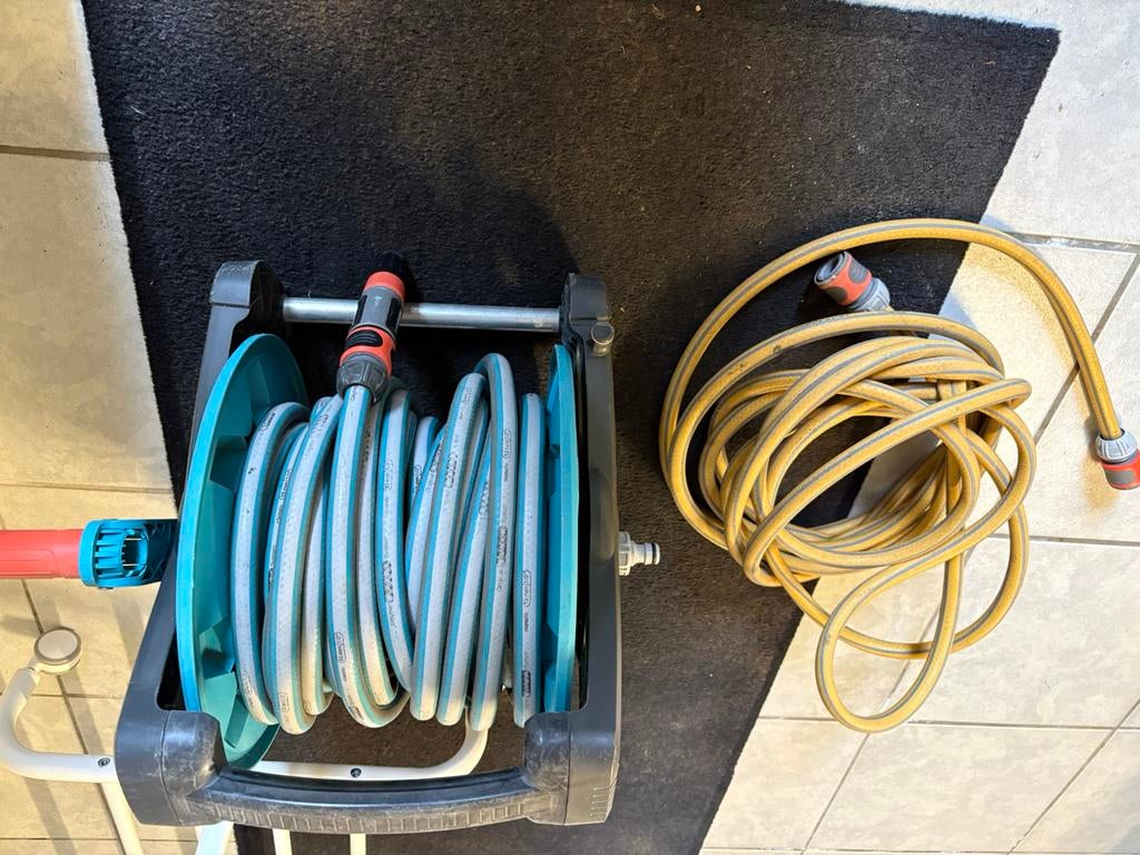 Gardena tuinslang 20 m incl haspel, Tuin en Terras, Tuinslangen, Ophalen, Zo goed als nieuw, Tuinslang