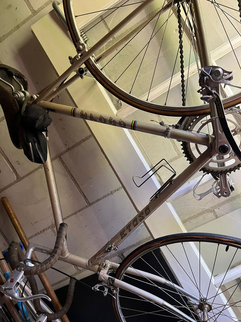Vintage kyoso racefiets, Ophalen
