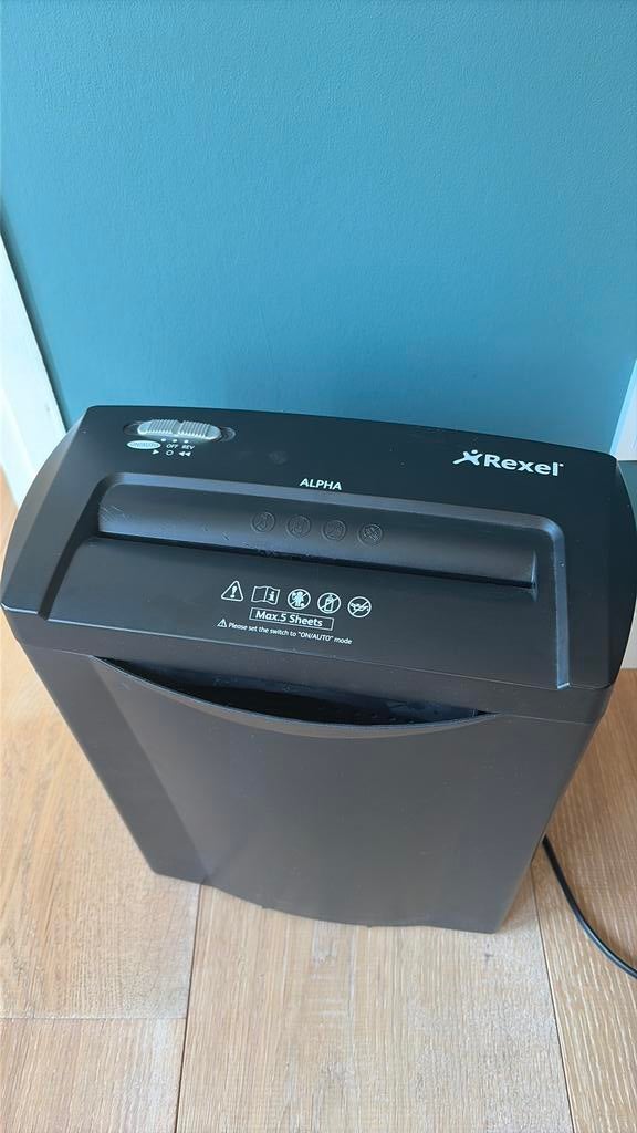 Papierversnipperaar, Ophalen of Verzenden, Zo goed als nieuw