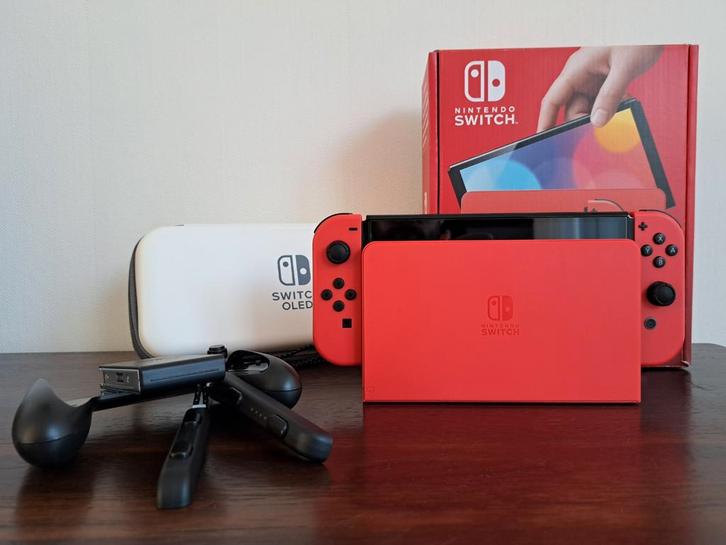 Nintendo Switch OLED Mario Edition in topstaat compleet in d, Spelcomputers en Games, Spelcomputers | Nintendo Switch, Zo goed als nieuw