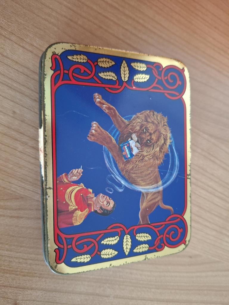 Vintage Douwe Egberts Tabaksblik - Leeuw en Man, Verzamelen, Ophalen of Verzenden