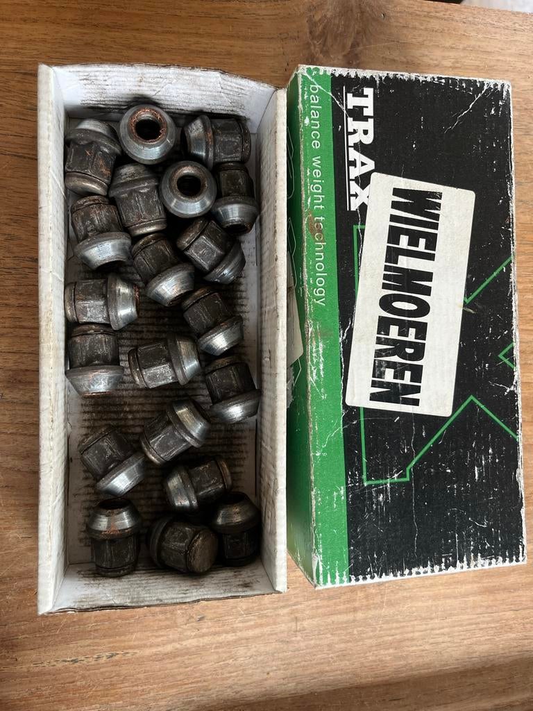 WIELMOEREN CHROOM VOOR WIELSTUDS M12 | €6,78