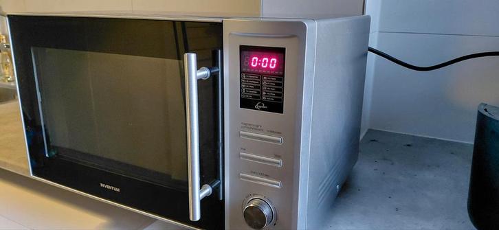 Inventum MN325CS Vrijstaande Combi Magnetron met Draaispit, Witgoed en Apparatuur, Magnetrons, Zo goed als nieuw, Vrijstaand, Combimagnetron