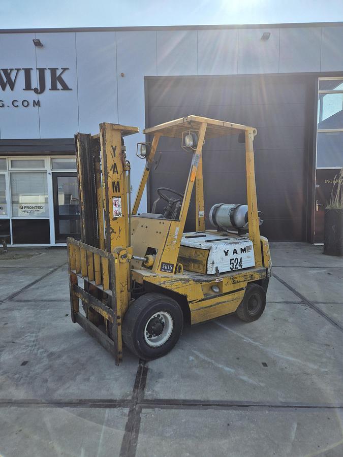 1982 Yam FG15 1500kg lpg, Zakelijke goederen, Machines en Bouw | Heftrucks en Intern transport, Heftruck, LPG, 1000 tot 2000 kg