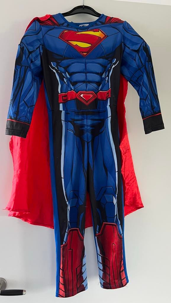 Verkleedpak Superman, Kinderen en Baby's, Carnavalskleding en Verkleedspullen, Ophalen of Verzenden, Zo goed als nieuw, 110 t/m 116