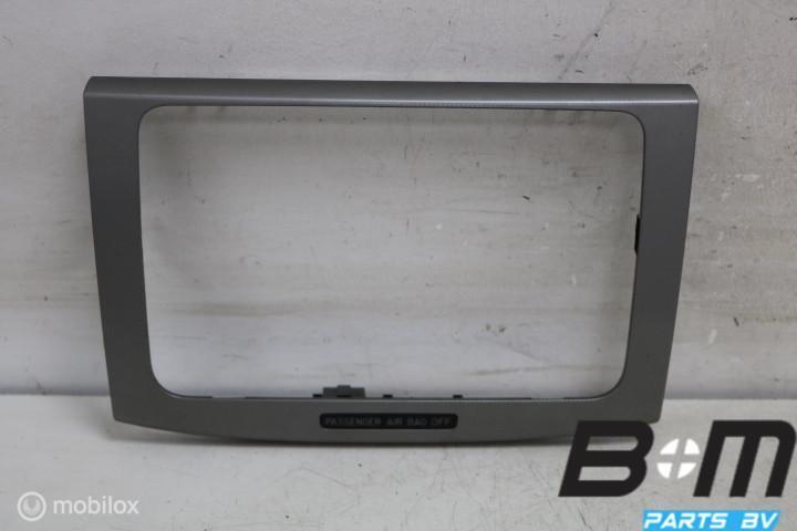 Radioafdekking VW Passat B6 3C0858069M, Gebruikt