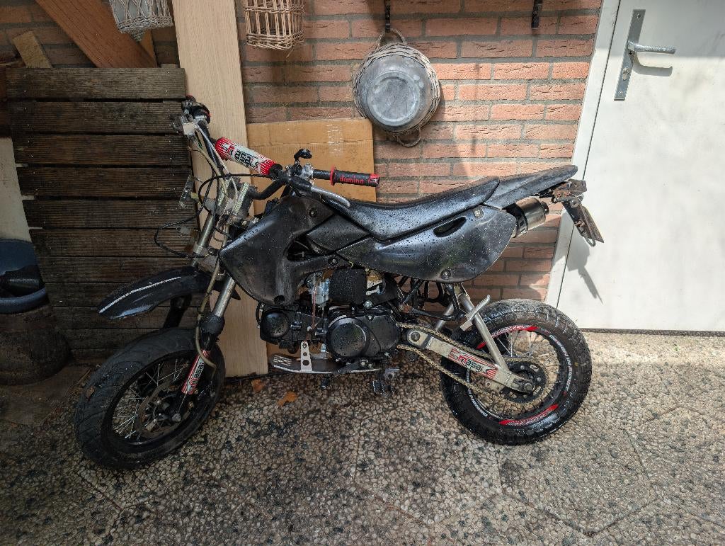 Masai db50 Pitbike 125cc kenteken met WOK, Fietsen en Brommers, Minibikes, Midibikes en Pitbikes, Gebruikt, Pitbike, Schijfrem