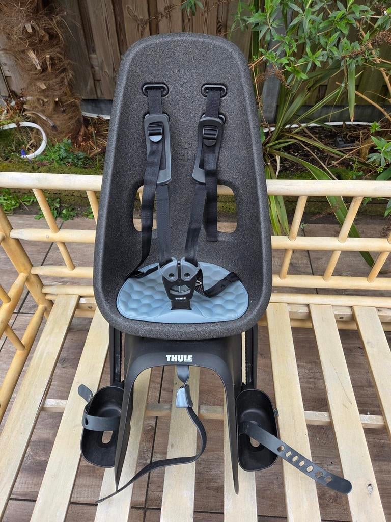 Thule Yepp Nexxt Maxi Rack Mount fietsstoel kind, Fietsen en Brommers, Fietsaccessoires | Fietsstoeltjes, Ophalen, Achterzitje