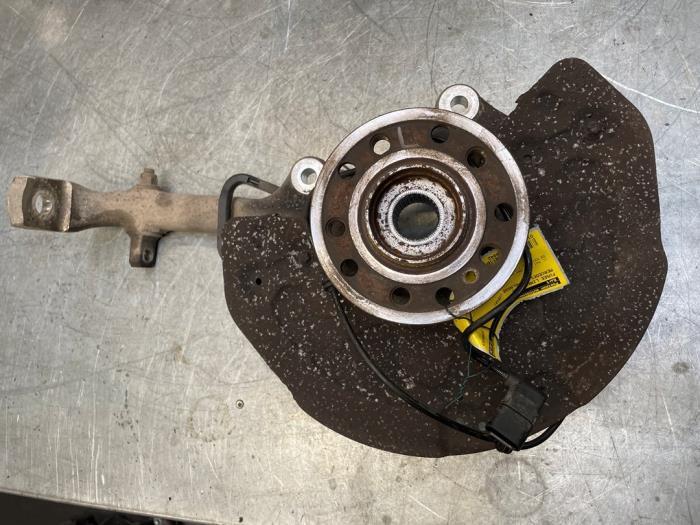 Fusee links-voor van een Mercedes GLC-Klasse, Gebruikt, -, Ophalen of Verzenden, -