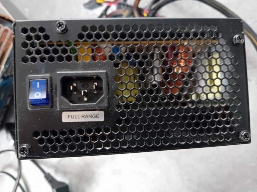 Toshiba StealthXStream, Computers en Software, Pc- en Netwerkkabels, Gebruikt, Ophalen of Verzenden