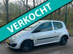 Renault Twingo 1.2-16V RIJDGOED/INRUILKOOP/AIRCO/APK 9-26, Voorwielaandrijving, Gebruikt, 31 €/maand, 4 stoelen