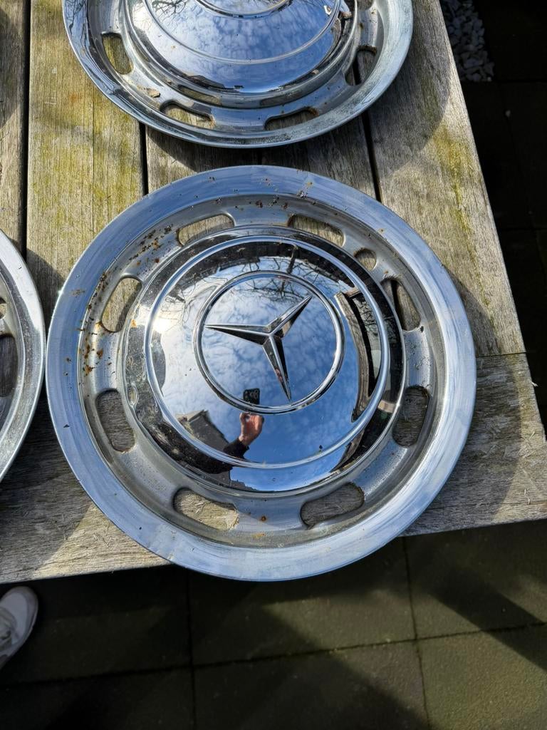 Mercedes wieldoppen, Auto diversen, Wieldoppen, Ophalen, Gebruikt