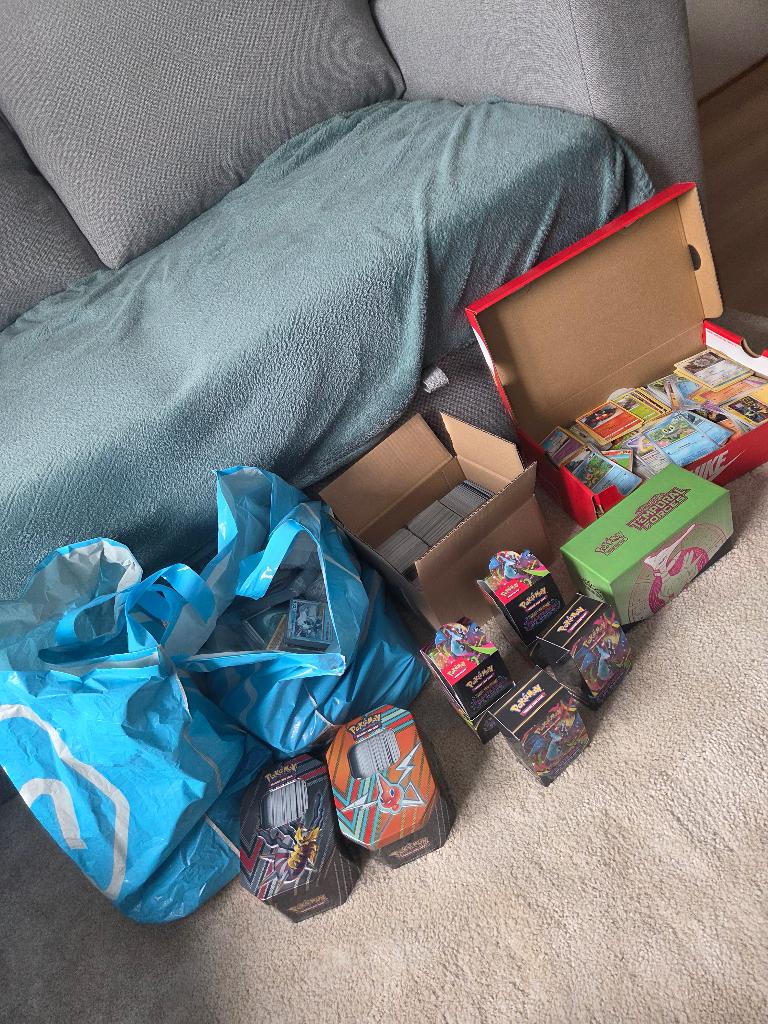 Pokemon Bulk 6000+ (Sword & Shield en Scarlet & Violet), Ophalen, Zo goed als nieuw, Speelkaart(en)