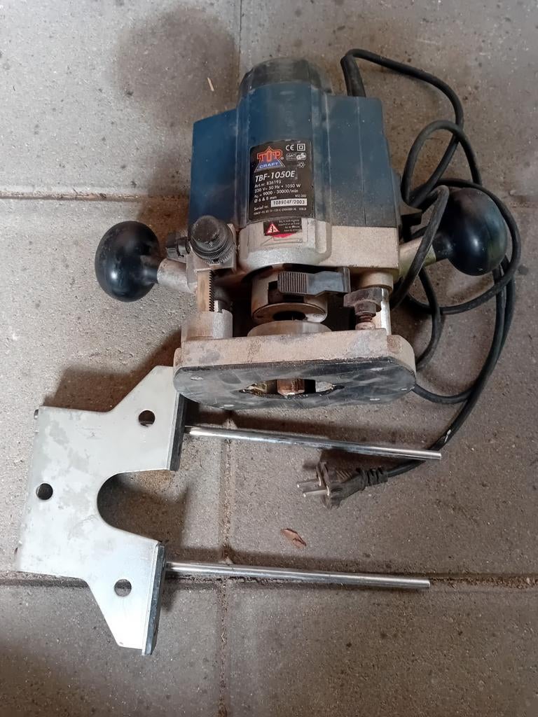 Bovenfrees, Ophalen, Gebruikt, Elektrisch, Bovenfrees