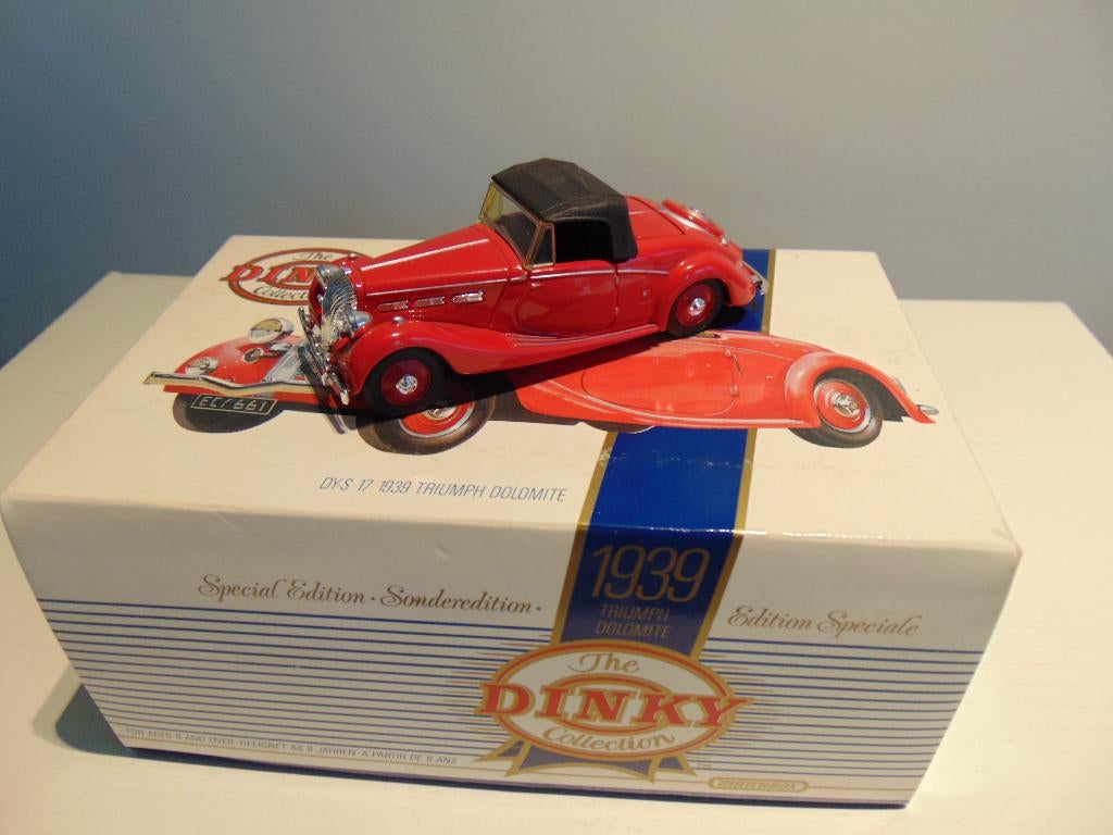 Dinky Toy DYS Triumph Dolomite 1939 - Special Edition -1/43, Hobby en Vrije tijd, Modelauto's | 1:43, Ophalen of Verzenden, Zo goed als nieuw