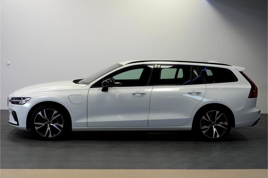 Volvo V60 2.0 T8 AWD 287kW/390pk Aut8 Recharge R-Design ADAP, Automaat, Gebruikt, Leder en Stof, Wit