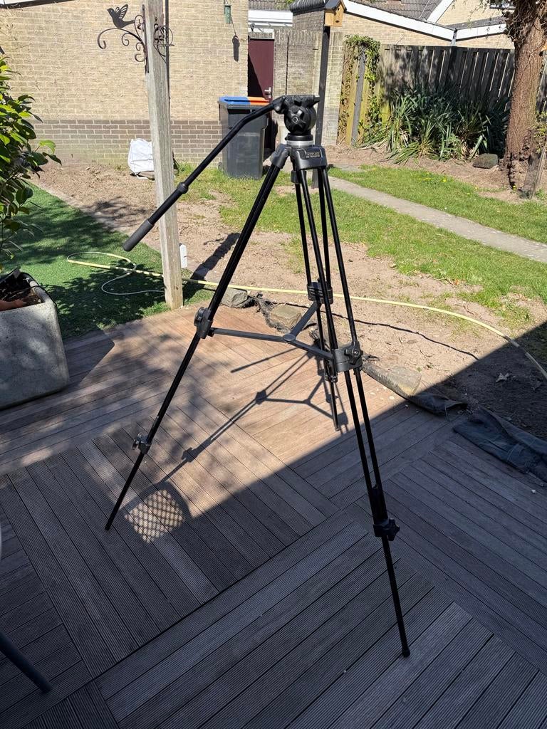 Konig KN-TRIPOD110 professioneel video statief, Ophalen, Gebruikt, Driepoot, Minder dan 150 cm