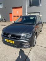 Volkswagen Tiguan 2.0 TDI 4MOTION DSG 2017 Grijs, Auto's, Automaat, 2500 kg, Bedrijf, Vierwielaandrijving