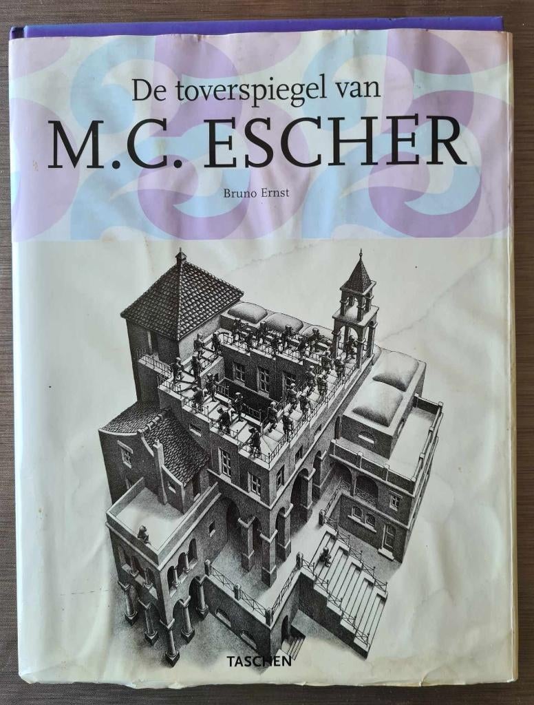 M.C. Escher- Bruno Ernst - Italiaans, Ophalen of Verzenden, Gelezen
