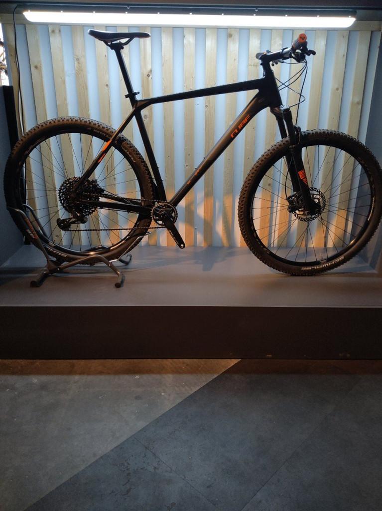 Cube Reaction Race HPA Heren Zwart 23" 2020, Overige merken, Gebruikt, -, - 0
-, NL