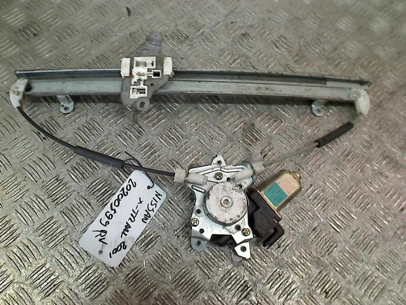Raammechaniek Elek Rechts Voor + motor Nissan X-Trail (T30), Gebruikt, Germany@nissan-services.eu, Kronenweg 38, Wesseling 50389, , Duitsland
