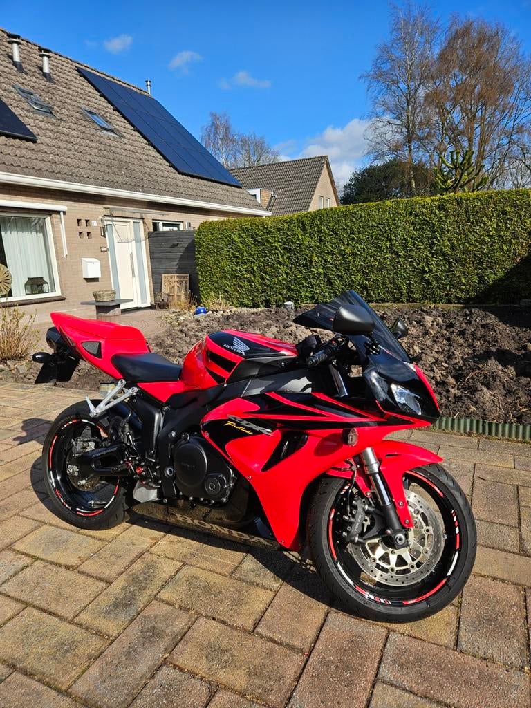 Honda CBR 1000 RR - Dealer Onderhouden Supersport, Motoren, Motoren | Honda, 4 cilinders, Motorrijbewijs A, Gebruikt, Super Sport