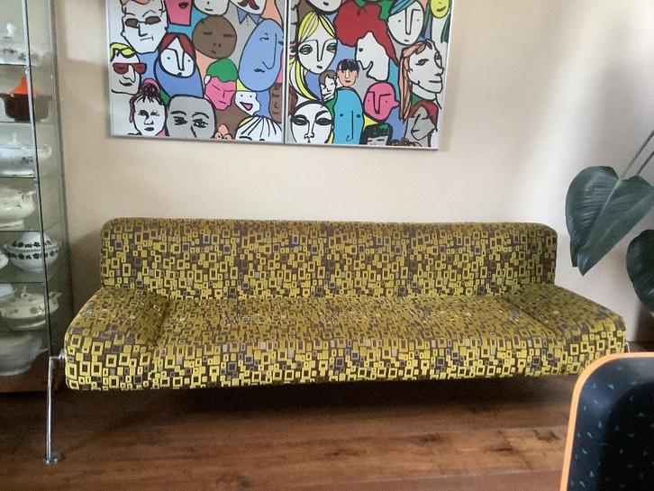 OPGELET:RETRO Lounge bank/bed uitklapbaar perfecte staat!, Huis en Inrichting, Banken | Bankstellen, Zo goed als nieuw, Rechte bank