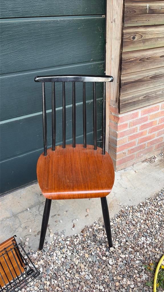 Pastoe Tapiovaara spijlenstoel, Huis en Inrichting, Stoelen, Ophalen, Zo goed als nieuw, Zwart, Eén