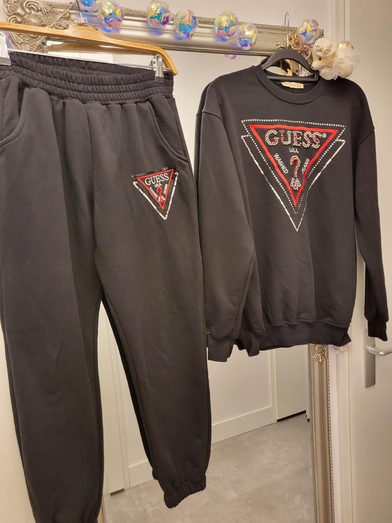 Guess trainingspak zwart met logo, Ophalen of Verzenden