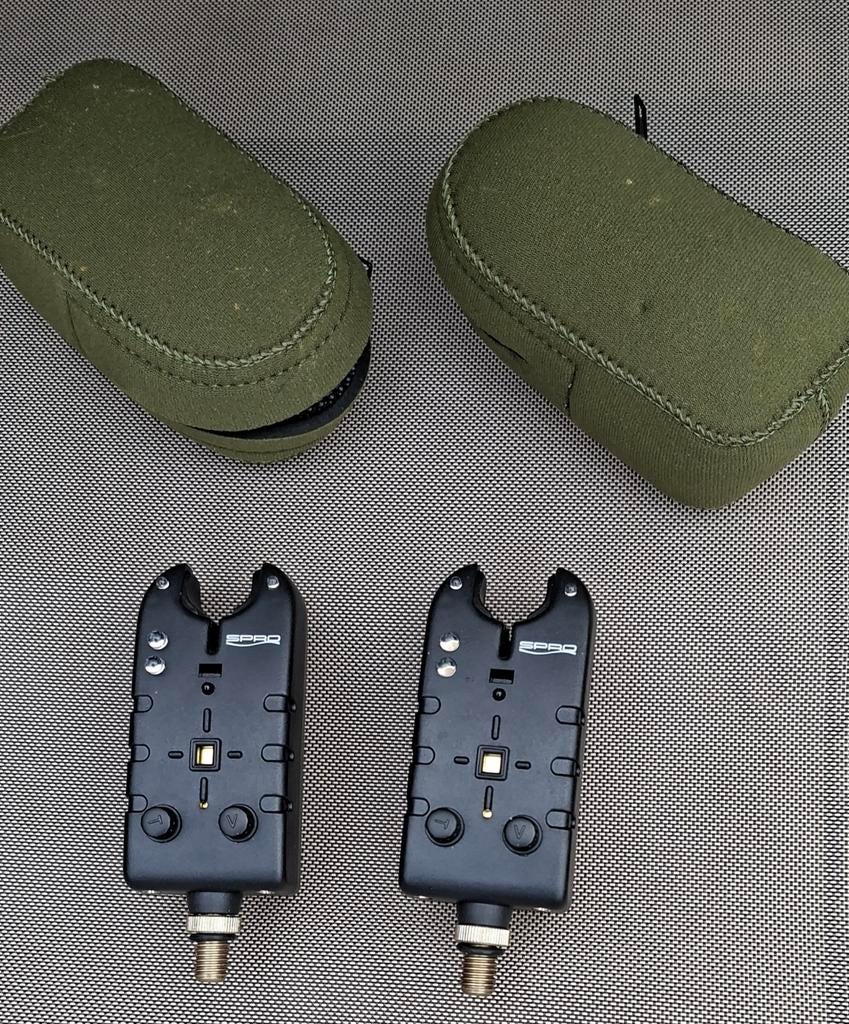 SPRO beetmelders set (2 stuks) met besche, Watersport en Boten, Hengelsport | Karpervissen, Ophalen, Gebruikt, Overige typen