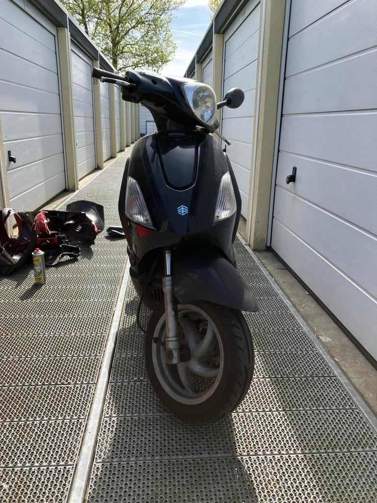Piaggio Fly 2008 Bromscooter - Rijdt perfect!, Fietsen en Brommers, Scooters | Piaggio, Gebruikt, Maximaal 45 km/u, Ophalen of Verzenden