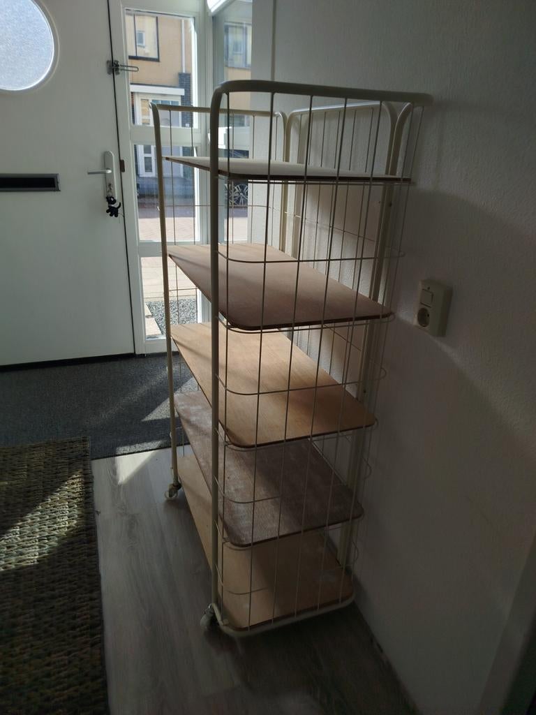 Bakkers kast beige op wielen met rem, Huis en Inrichting, Ophalen, Gebruikt