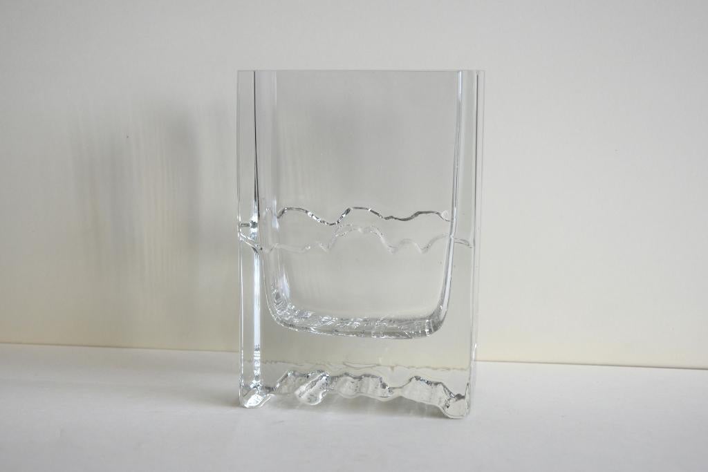 Littala Raito vaas Tapio Wirkkala, Overige kleuren, Ophalen of Verzenden, Minder dan 50 cm, Glas